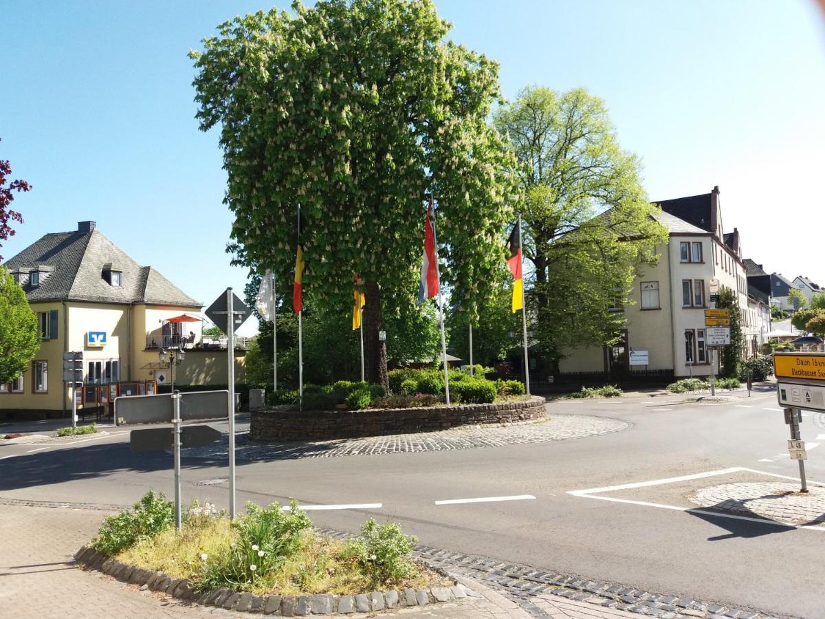 Um Die Ecke Leilighet Manderscheid Eksteriør bilde